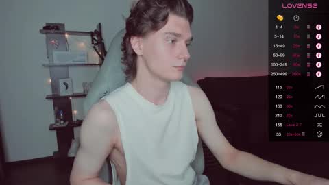 Snapshot of da_scin chatting on November 2, 1:30 am Daren online show from November 2, 1:30 am