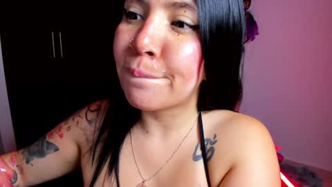 Ailyn  online show from January 23, 3:26 am