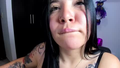 Ailyn  online show from February 18, 4:37 am