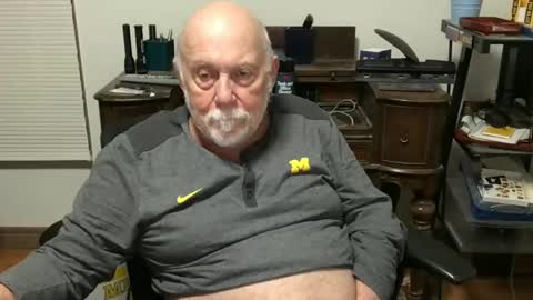 dack47 online show from February 28, 5:04 am