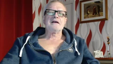 Snapshot of daddiescockforyou chatting on January 2, 8:46 pm Brian ... online show from January 2, 8:46 pm