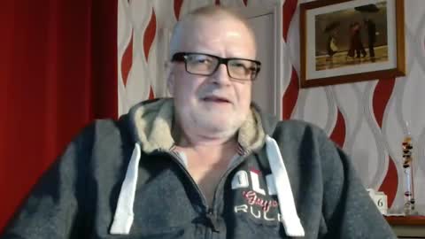 Snapshot of daddiescockforyou chatting on January 6, 9:00 pm Brian ... online show from January 6, 9:00 pm