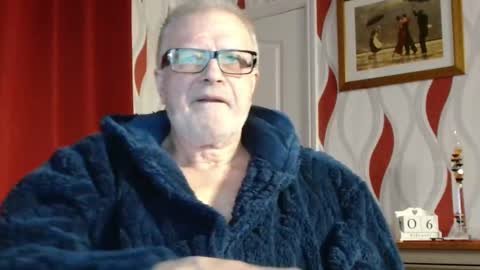 Snapshot of daddiescockforyou chatting on February 6, 8:56 pm Brian ... online show from February 6, 8:56 pm