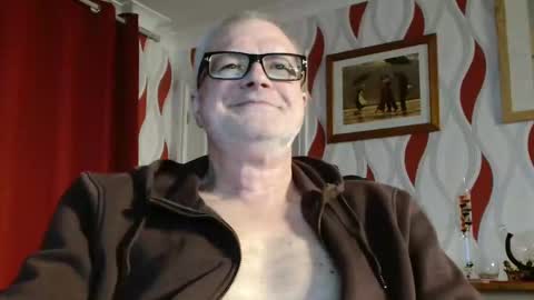 Snapshot of daddiescockforyou chatting on March 6, 9:09 pm Brian ... online show from March 6, 9:09 pm