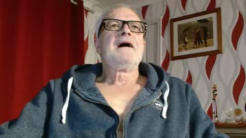 Snapshot of daddiescockforyou chatting on October 8, 8:06 pm Brian ... online show from October 8, 8:06 pm