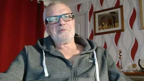 Snapshot of daddiescockforyou chatting on October 9, 8:07 pm Brian ... online show from October 9, 8:07 pm