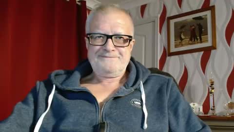 Snapshot of daddiescockforyou chatting on October 21, 8:09 pm Brian ... online show from October 21, 8:09 pm