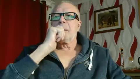 Snapshot of daddiescockforyou chatting on November 12, 9:03 pm Brian ... online show from November 12, 9:03 pm