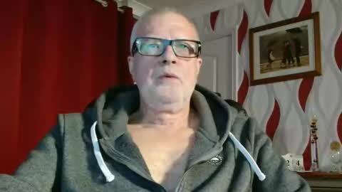 Snapshot of daddiescockforyou chatting on November 24, 9:14 pm Brian ... online show from November 24, 9:14 pm