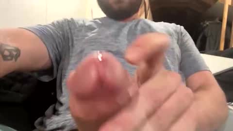 Snapshot of daddydic120402 chatting on October 12, 1:21 pm daddydic120402 online show from October 12, 1:21 pm