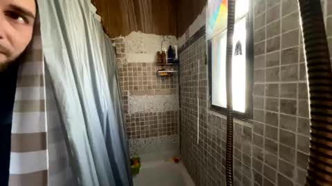 Snapshot of daddydic120402 chatting on November 7, 2:39 pm daddydic120402 online show from November 7, 2:39 pm