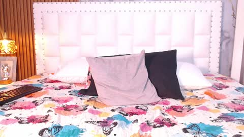 JAZMIN online show from January 21, 10:51 pm