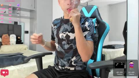 daddyrich4u online show from December 13, 8:37 pm