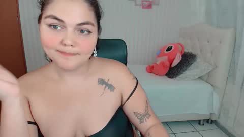 daeneryslove_doll online show from October 4, 6:00 am