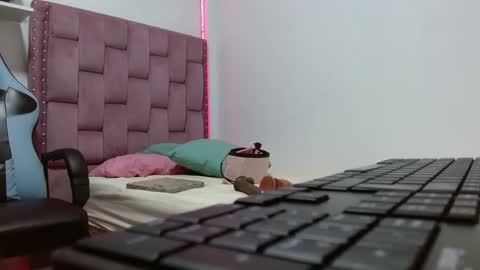 DAFNNE online show from January 28, 12:11 pm