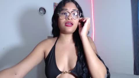 DAFNNE online show from November 7, 3:34 pm