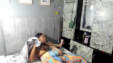 Snapshot of dahianajoss chatting on March 9, 3:05 pm Ebony Sex Dahian online show from March 9, 3:05 pm