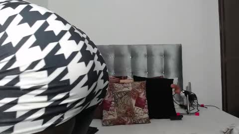 Daiisha.. online show from October 16, 7:26 pm