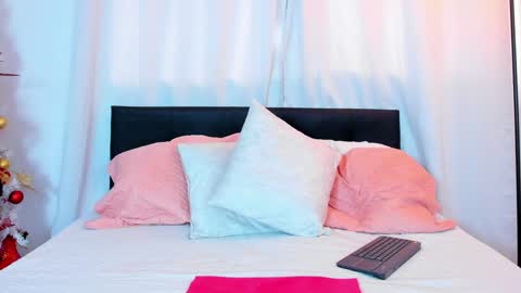 Daila Smith  online show from December 23, 9:08 pm