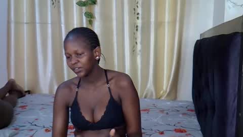 daisy online show from November 24, 11:43 am