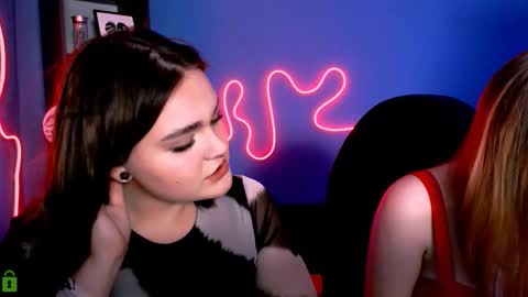 Little Di online show from September 25, 9:18 pm