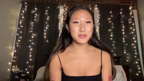 Snapshot of daisykimvip chatting on February 16, 5:04 am Daisy Kim online show from February 16, 5:04 am