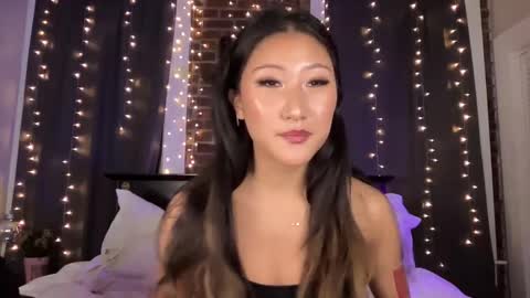 Snapshot of daisykimvip chatting on March 1, 2:15 am Daisy Kim online show from March 1, 2:15 am