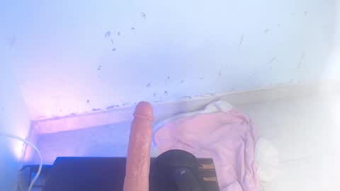 VALENTINA  online show from October 19, 9:10 am