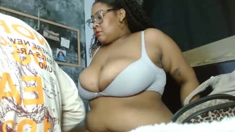 dakota__luxx online show from November 30, 5:06 pm