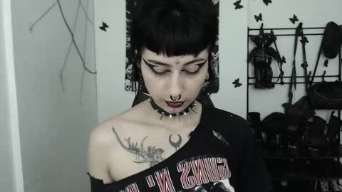 dakota online show from October 2, 3:13 am