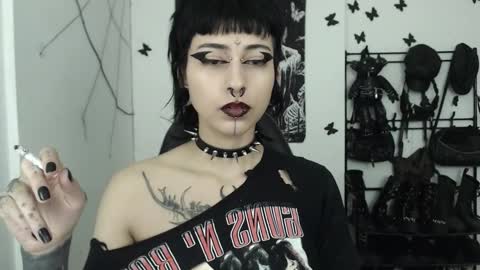 dakota online show from October 3, 3:25 am