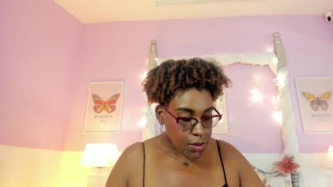 Snapshot of dakotasexshow2 chatting on December 10, 10:58 pm Dakota Sex Show online show from December 10, 10:58 pm