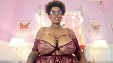 Snapshot of dakotasexshow2 chatting on February 21, 7:54 pm Dakota Sex Show online show from February 21, 7:54 pm