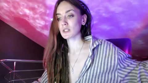 Dalia  online show from February 24, 1:21 pm