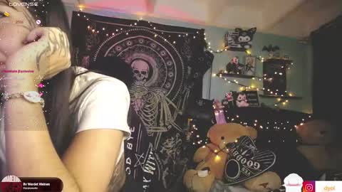 dalia_vorhees online show from December 6, 11:57 pm