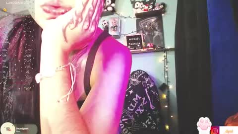 dalia_vorhees online show from December 19, 11:03 pm