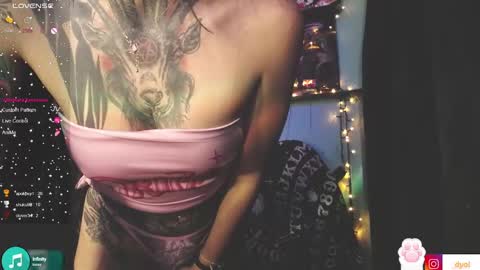 dalia_vorhees online show from December 28, 3:26 am