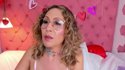 Dalia online show from February 20, 1:57 am