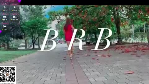 Snapshot of dalila_oficials chatting on December 3, 1:52 am online show from December 3, 1:52 am