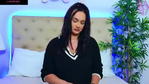 daliyaa_ online show from October 7, 2:36 pm