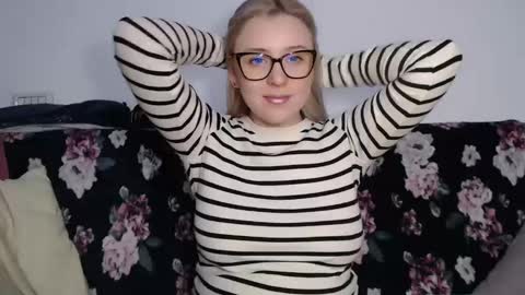 Maria online show from January 12, 8:57 pm