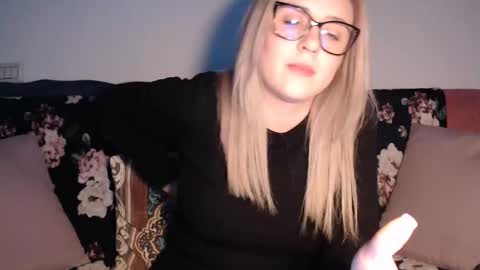 Maria online show from March 5, 4:57 pm