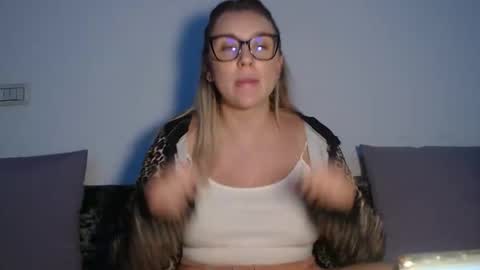 Maria online show from October 12, 8:30 pm