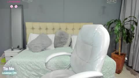 DAMIAN online show from September 24, 10:18 am