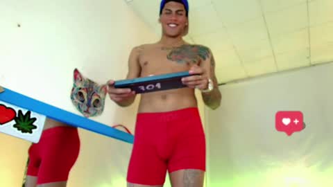 Damian online show from February 2, 8:35 am