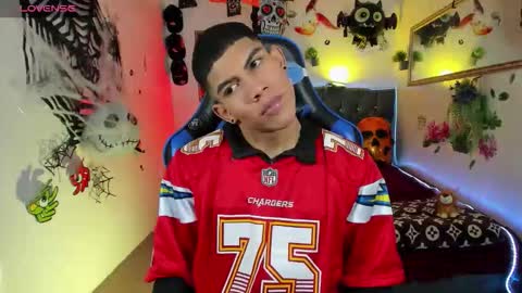 Damian online show from October 18, 3:31 am