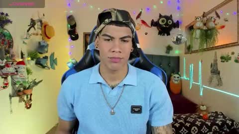 Damian online show from November 19, 3:06 am