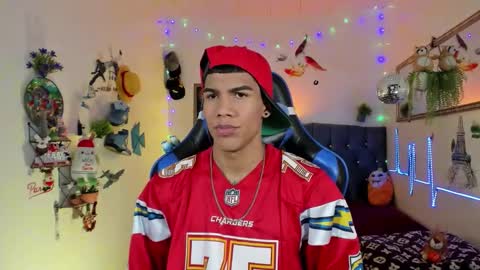 Damian online show from November 20, 3:18 am