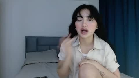 Damian   Maya online show from October 8, 1:58 am