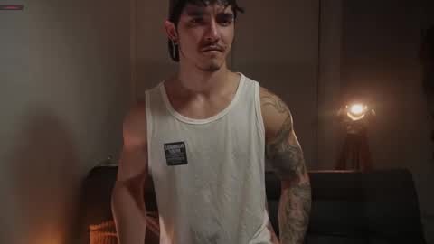 Snapshot of damianow chatting on September 22, 12:45 am insta damn8 -------- online show from September 22, 12:45 am